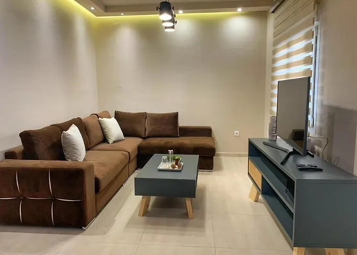 Petite Luxury Urban House