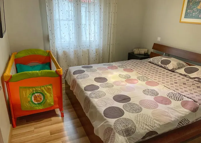 Petite Luxury Urban House